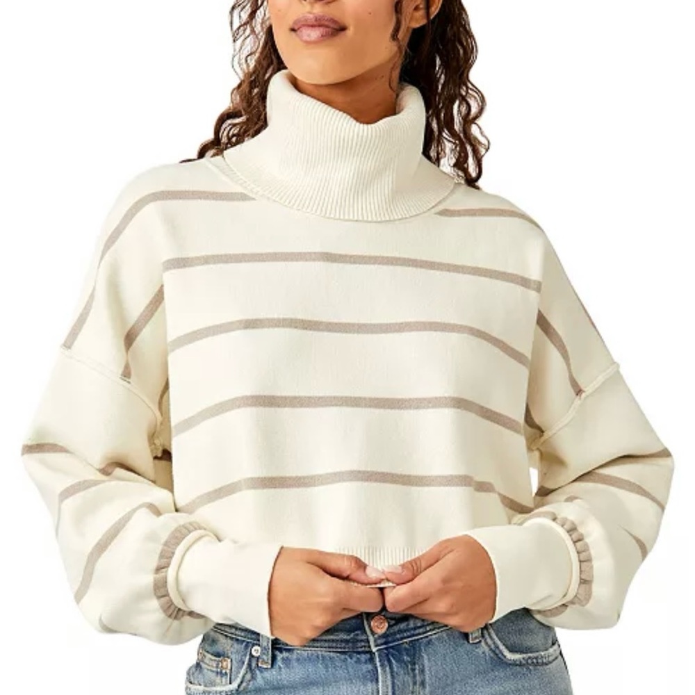 Free People Women’s Paulie Turtleneck Long-Sleeve Sweater